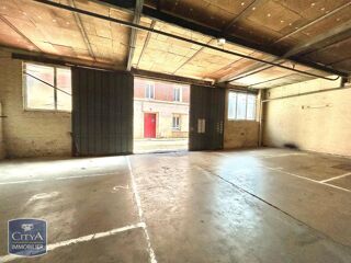  Parking / Garage à louer 