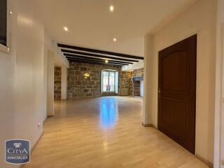  Appartement à louer 5 pièces 144 m²