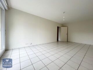  Appartement à louer 3 pièces 64 m²