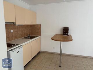  Appartement à louer 1 pièce 28 m²