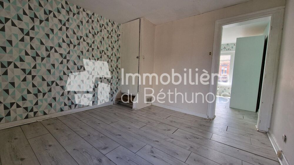 LILLERS HYPER CENTRE MAISON DE TYPE APPARTEMENT - En hyp....