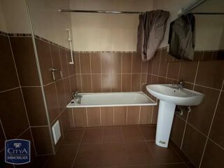  Appartement à louer 3 pièces 71 m²