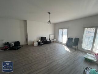  Appartement à louer 3 pièces 83 m²