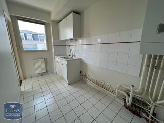  Appartement à louer 3 pièces 78 m²