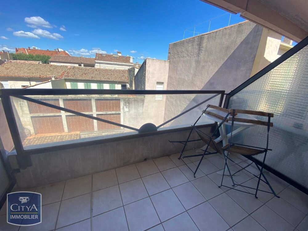 À LOUER : Appartement T1 BIS à Nîmes, situé dans le quar....