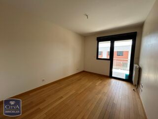  Appartement � louer 4 pi�ces 102 m�