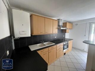  Appartement à louer 3 pièces 61 m²