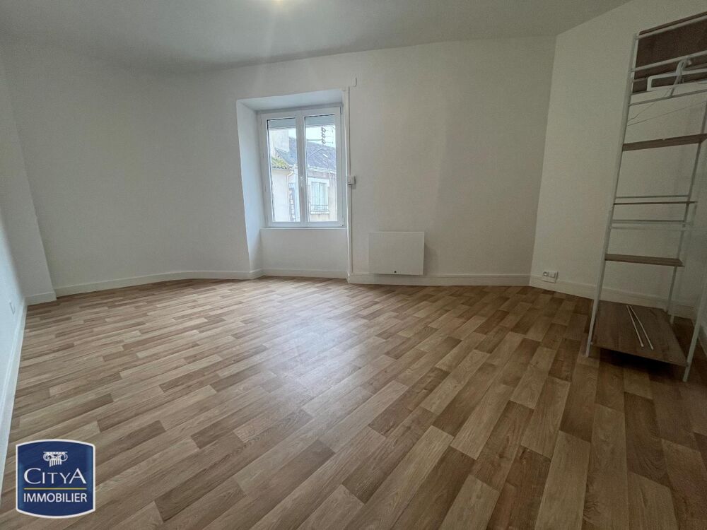location Appartement - 2 pièce(s) - 46 m² Lusignan (86600)