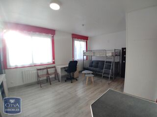  Appartement à louer 1 pièce 32 m²