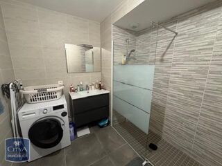  Appartement � louer 4 pi�ces 77 m� Ferney voltaire