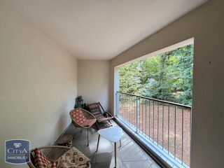  Appartement à louer 3 pièces 65 m²