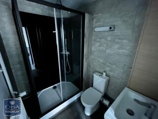  Appartement à louer 2 pièces 55 m²