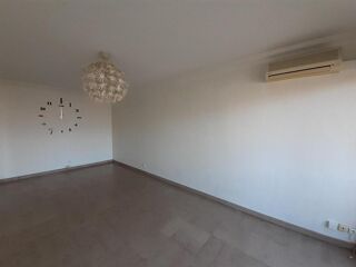  Appartement à louer 2 pièces 56 m²