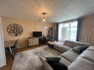  Appartement à louer 4 pièces 82 m²