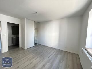  Appartement à louer 2 pièces 47 m²