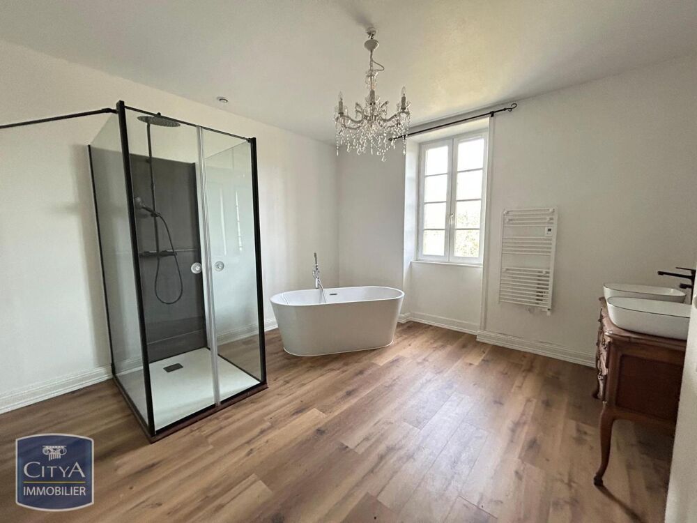 À louer sur la commune de Donzenac, Cette belle maison d....