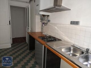 Appartement à louer 5 pièces 125 m²