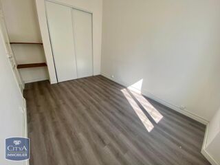  Appartement à louer 2 pièces 42 m²