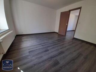  Appartement à louer 3 pièces 74 m²