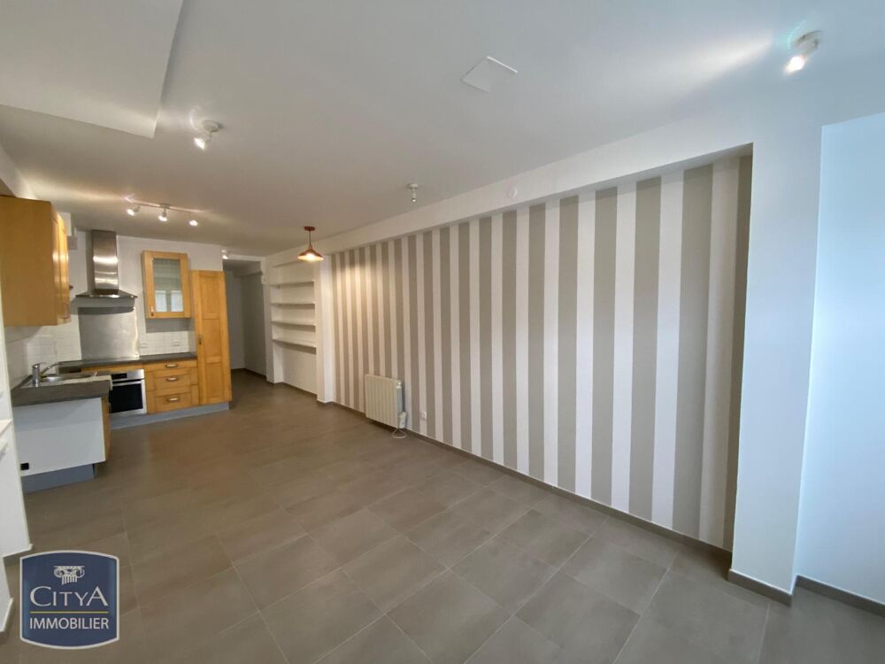 location Appartement - 4 pièce(s) - 94 m² Tours (37000)