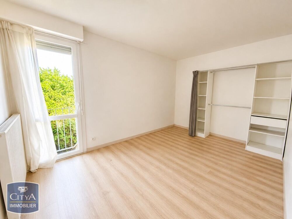 location Appartement - 4 pièce(s) - 95 m² Salon-de-Provence (13300)
