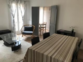  Appartement à louer 2 pièces 52 m²