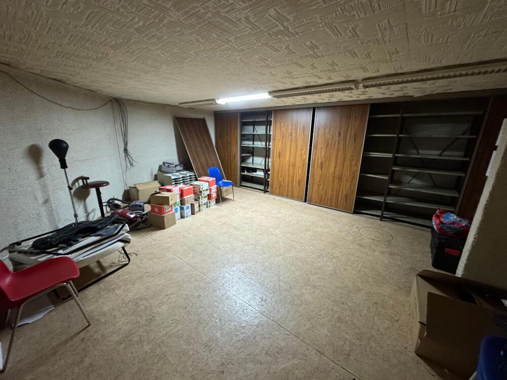  Location / Local Commercial - 79 m² Décines-Charpieu (69150)