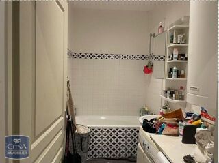  Appartement à louer 3 pièces 64 m²