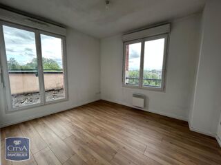  Appartement à louer 3 pièces 66 m²