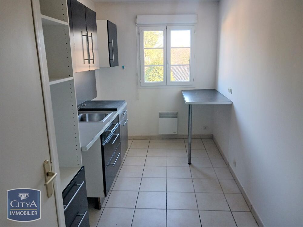 location Appartement - 2 pièce(s) - 65 m² La Roque-d'Anthéron (13640)