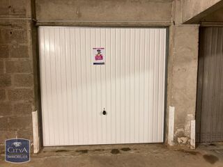  Parking / Garage � louer 
