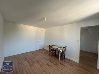  Appartement à louer 2 pièces 45 m²