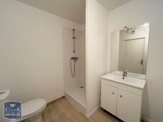  Appartement à louer 2 pièces 40 m²