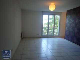  Appartement à louer 1 pièce 35 m²