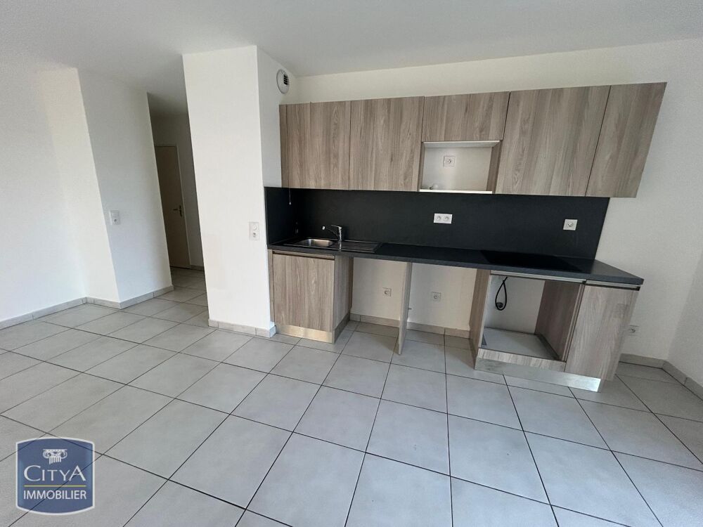 location Appartement - 4 pièce(s) - 77 m² Port-de-Bouc (13110)