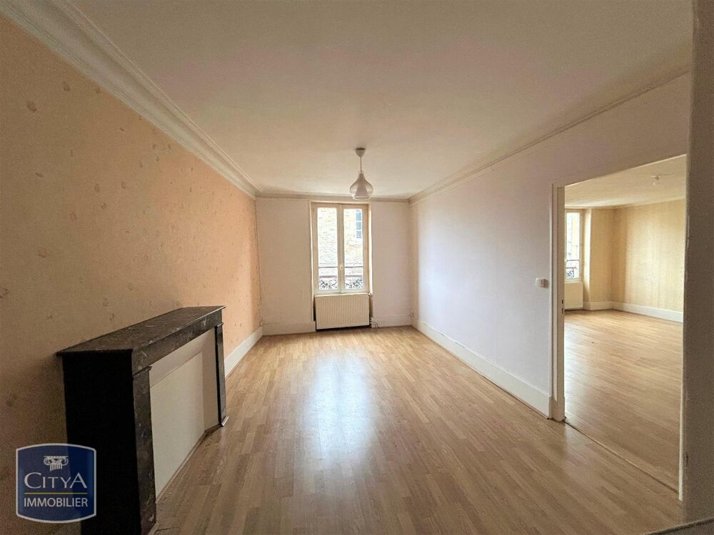 À LOUER : Appartement T4 situé à Bourganeuf, dans le cod....