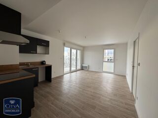  Appartement à louer 3 pièces 61 m²