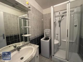  Appartement à louer 2 pièces 44 m²