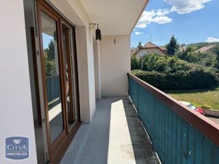  Appartement à louer 3 pièces 74 m²