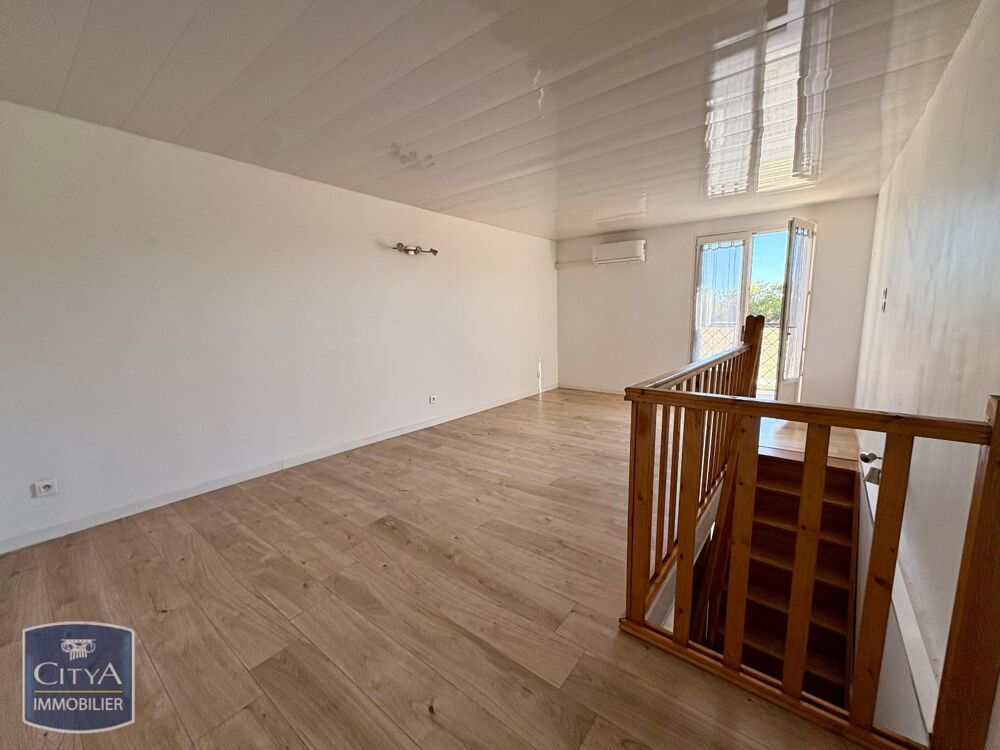 À louer- Appartement T2 à Arveyres Logement récent de 45....