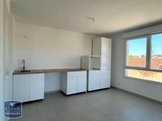  Appartement à louer 3 pièces 59 m²