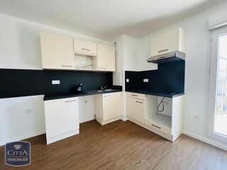  Appartement à louer 4 pièces 85 m²