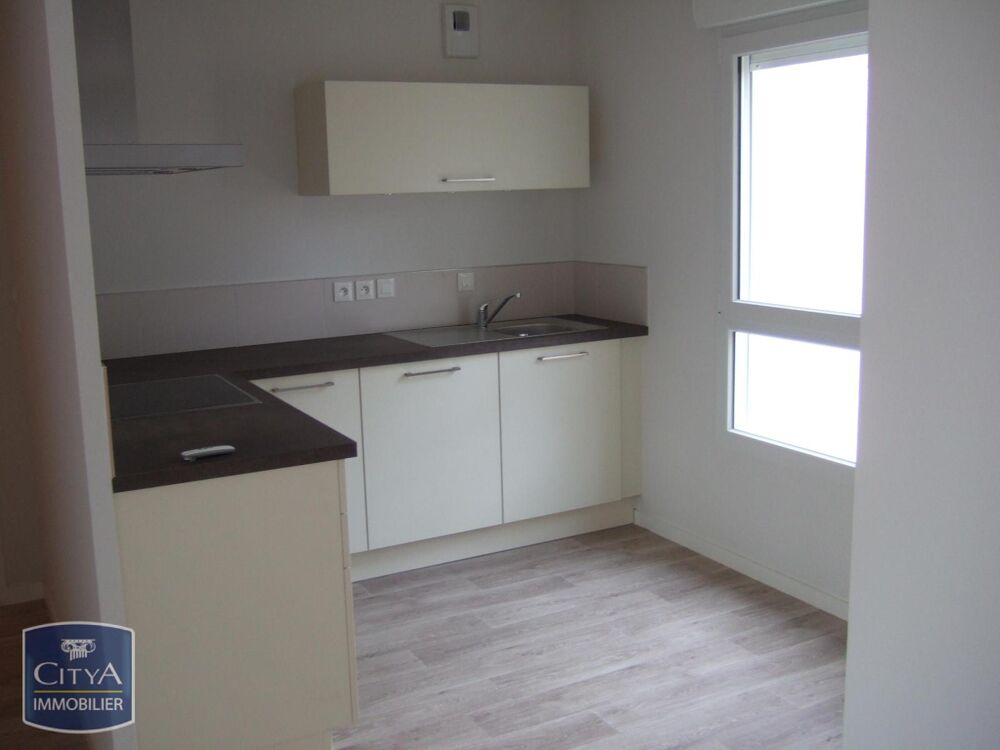 location Appartement - 3 pièce(s) - 75 m² Auray (56400)