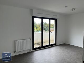  Appartement à louer 1 pièce 28 m²