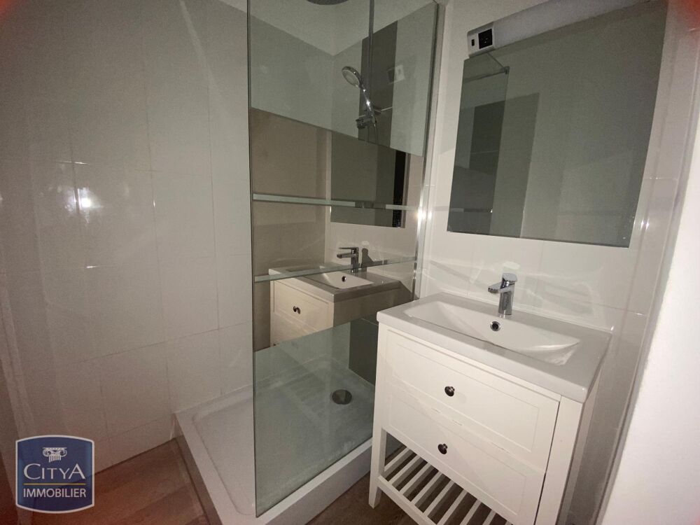 location Appartement - 2 pièce(s) - 44 m² Nîmes (30000)