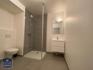  Appartement à louer 1 pièce 33 m²