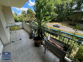  Appartement à louer 4 pièces 67 m²
