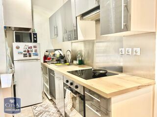  Appartement à louer 2 pièces 37 m²