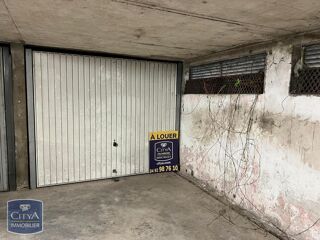  Parking / Garage � louer 
