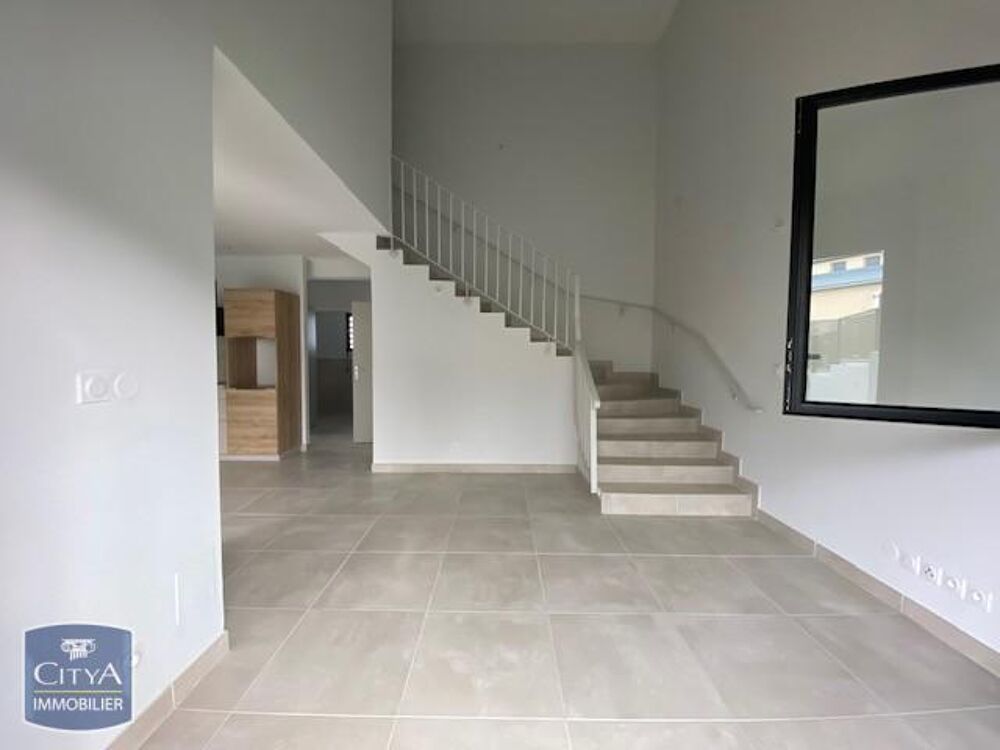 location Maison - 4 pièce(s) - 87 m² Le Tampon (97430)